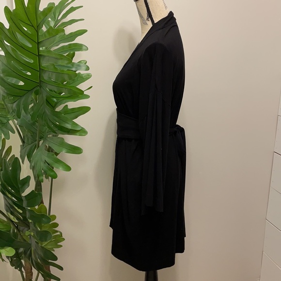 Baukjen Sustainable Oversize Relax Silky Coverup - Picture 4 of 11